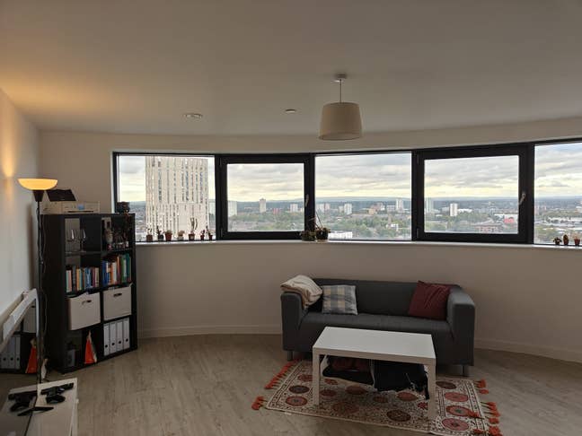 En-suite double room in Media City  Main Photo