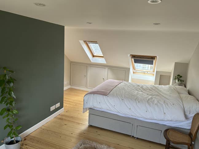 Sunny, Airy Loft Room with Plenty of Space Main Photo