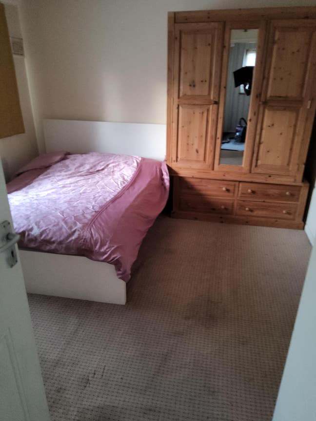 Double room, very spacious, in clean envinroment.. Main Photo