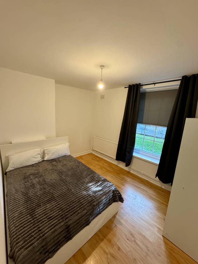 Spacious Rooms for Rent off Wandsworth Road  Main Photo