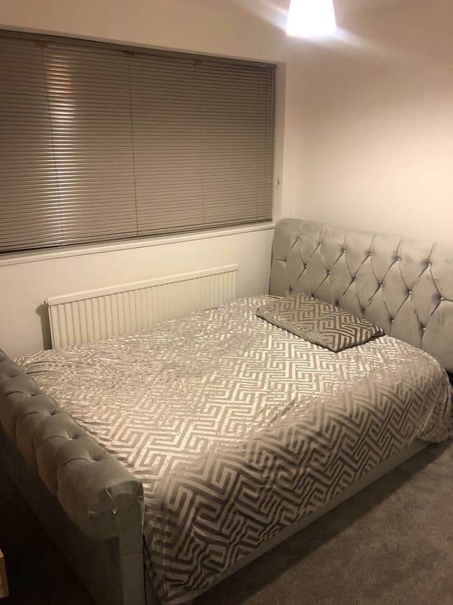 Double Room to Let  Main Photo