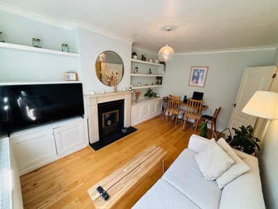 ✨  Fully Furnished 2-Bed Flat - Private Garden 🌿 Main Photo