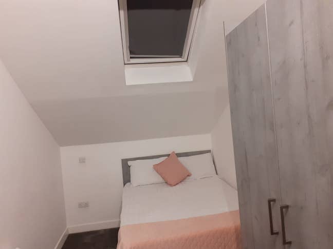 Ensuite Double Rm in Shared Apartment  Main Photo