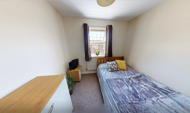Furnished Room - House share PE7  🚍 Main Photo