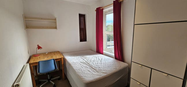 Room for student. Individual Contract.Bills Inc Main Photo