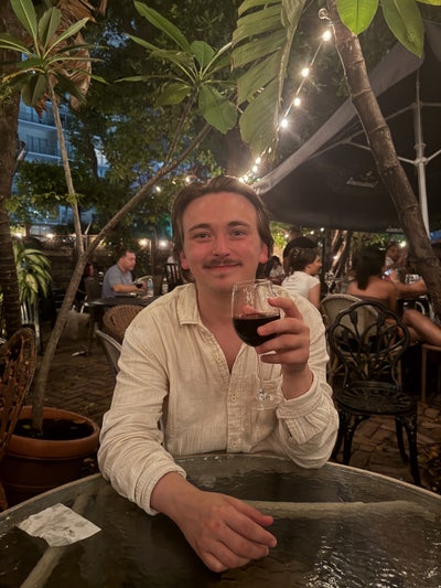 Looking for one person to buddy up with Main Photo