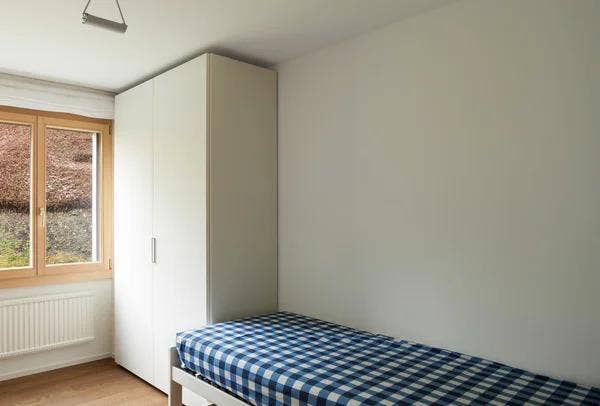 Single or double room wanted in Manchester Main Photo