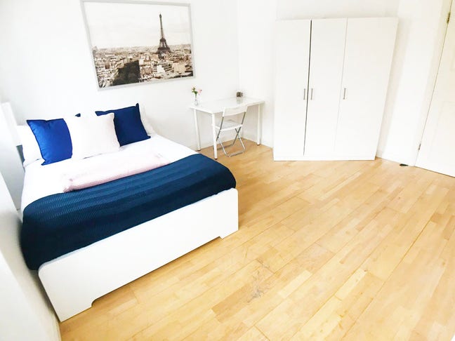 ROYAL-STYLE Double Room in a Chic Flat Main Photo