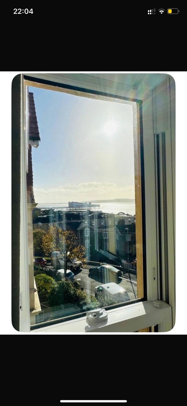 Stunning  one bedroom flat with sea views  Main Photo