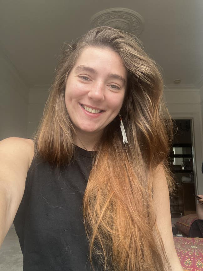 En suite and artsy folks:) Main Photo