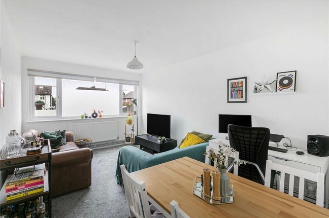 ⭐️Bought a Flat & Looking for a Housemate⭐️  Main Photo