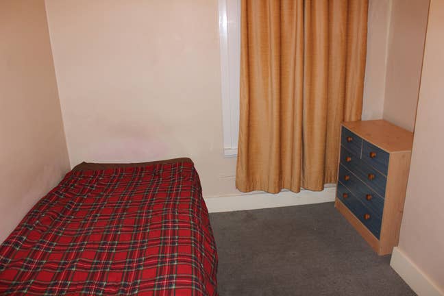 A Large Single Room all bills & broadband included Main Photo