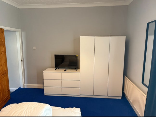 Two bedroom shared Main Photo