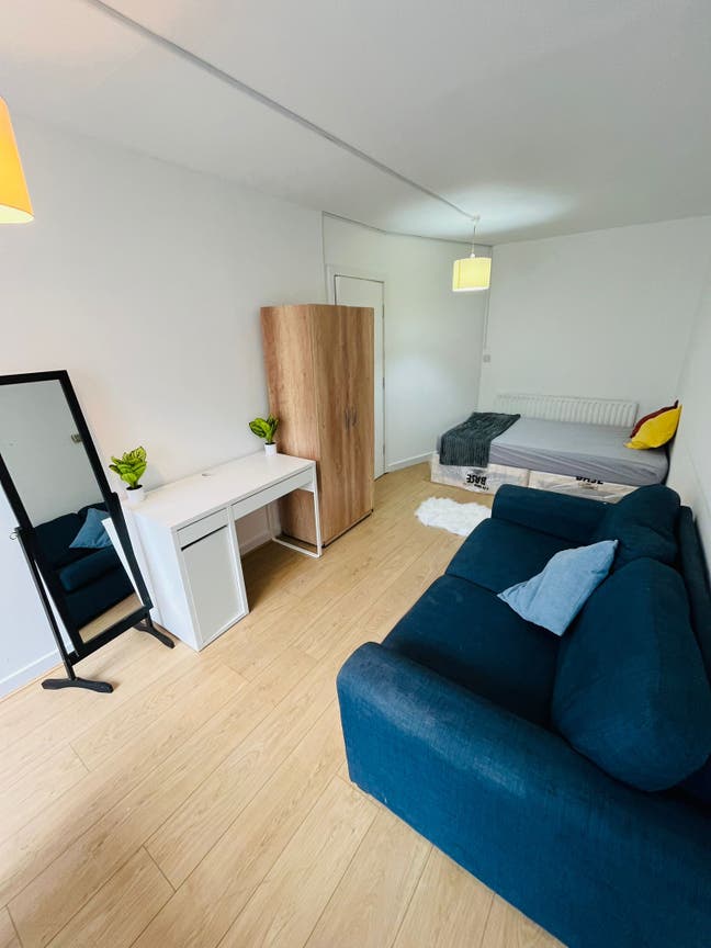 Wonderful room in Portered Building in Bayswater Main Photo
