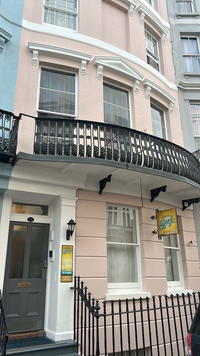 Beautiful Studio in Kemptown, available 6 months  Main Photo