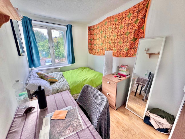 Close to Csm - Lse - Ucl  - Student Double Room  Main Photo