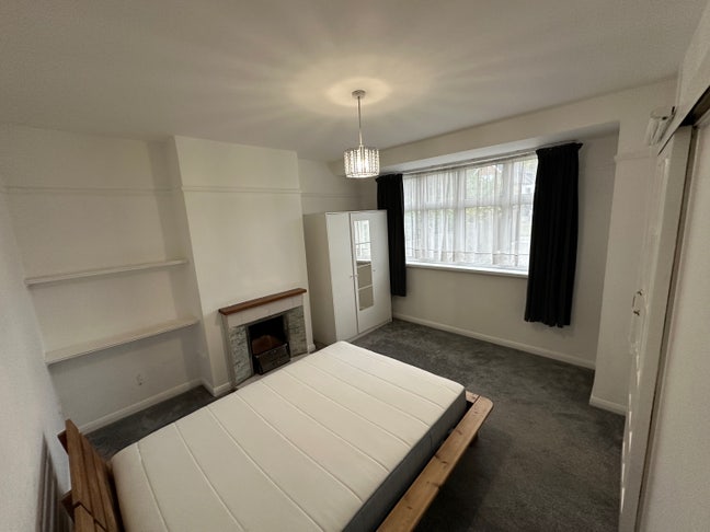 Single bedroom for rent  Main Photo