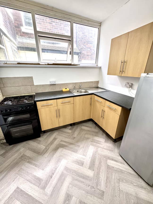 🚗 Rooms close to the A50 on King Street 🚙 Main Photo