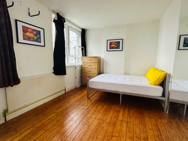 🖼️Amazing 4 bed rooms Mile End/ QMUL  Main Photo