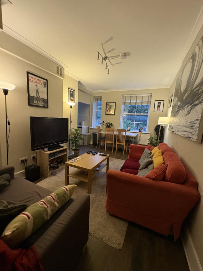 Bermondsey flat available until April Main Photo