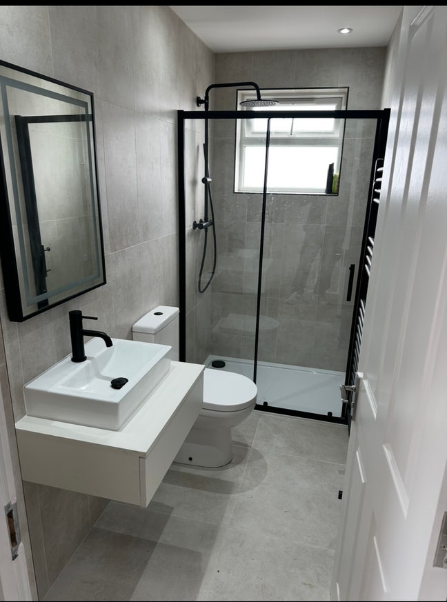 Double Rooms Available Main Photo