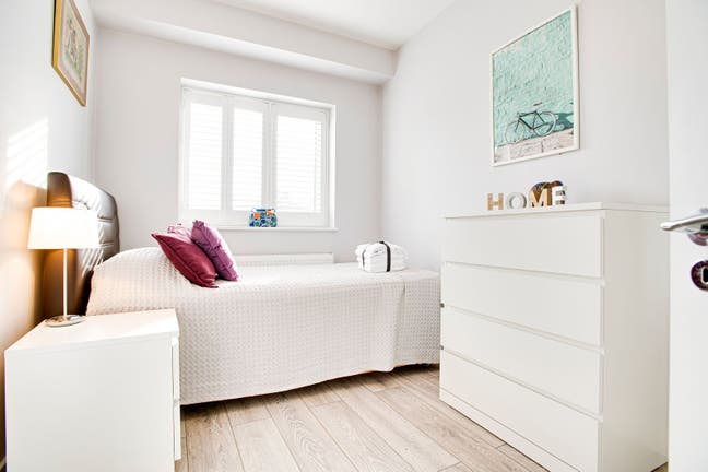 Modern, Clean, Safe and Secure Double (HR) Main Photo