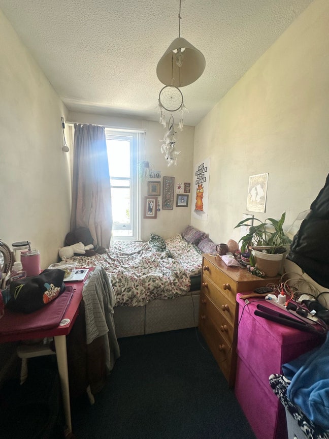 Small double room in Brighton  Main Photo