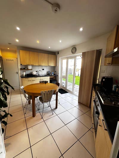 One Bedroom Flat with Garden All Bills Included Main Photo