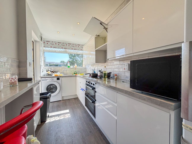 4 Bed House to rent opposite Southmead Hospital Main Photo