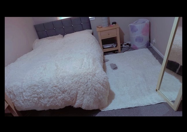 I am looking for a flatmate  Main Photo