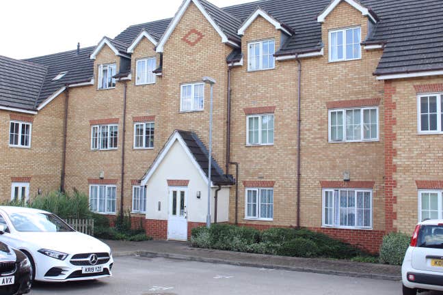 Double Room to Rent in Luton Main Photo