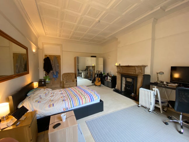 🌟 Big double room - No couples Main Photo