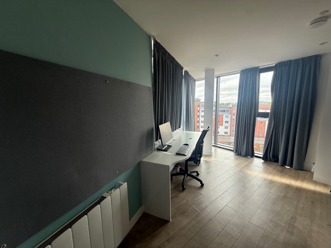 Lumis living  accommodation tenancy takeover  Main Photo