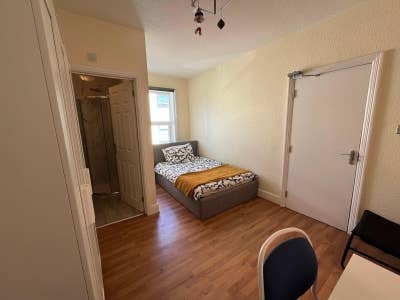 1 Bedroom with Private Shower & Shared Kitchen  Main Photo