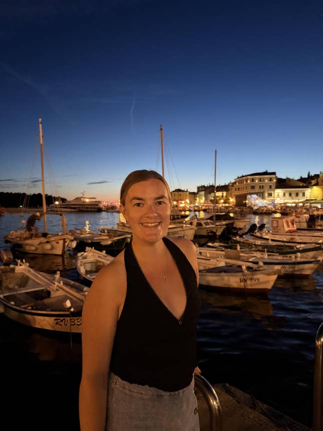 Double En-suite Room in friendly house share 😊 Main Photo