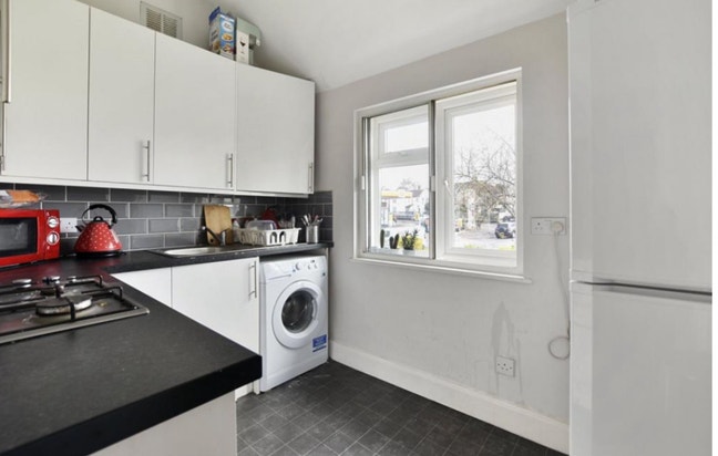 Double room in new fully furnished Flat!!   Main Photo
