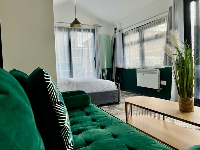 Stylish Studio Apartment – Prime Chorlton Location Main Photo