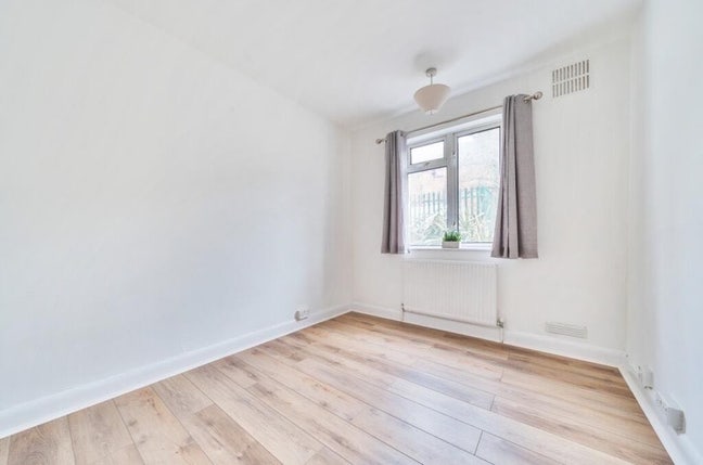Cheap Single Room in Kingston – 7-Month Let Main Photo