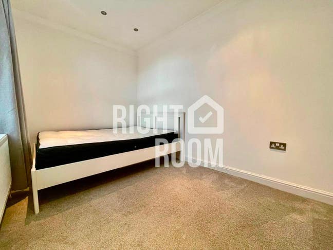 X2 Double Rooms Avaialble - Walthamstow E17 Main Photo