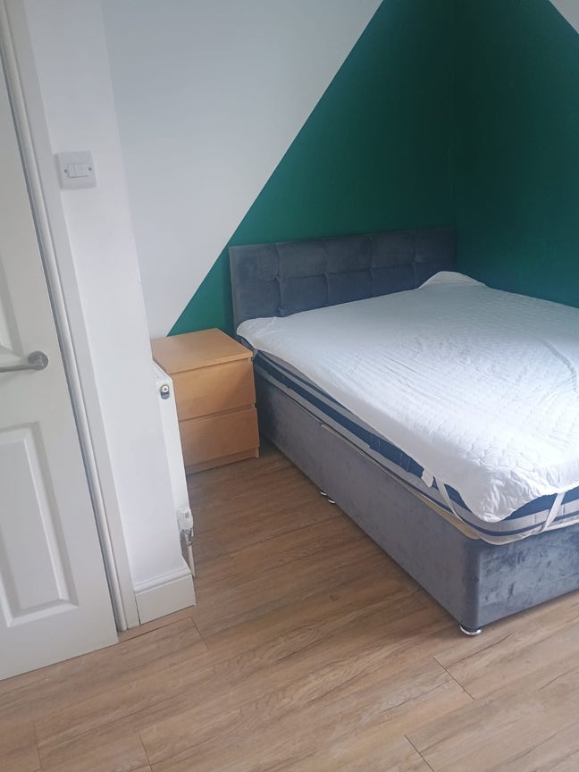 En-Suite Rooms available  Main Photo