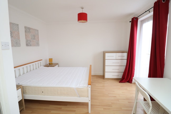 Two special offers Available | Beckton, E6 Main Photo