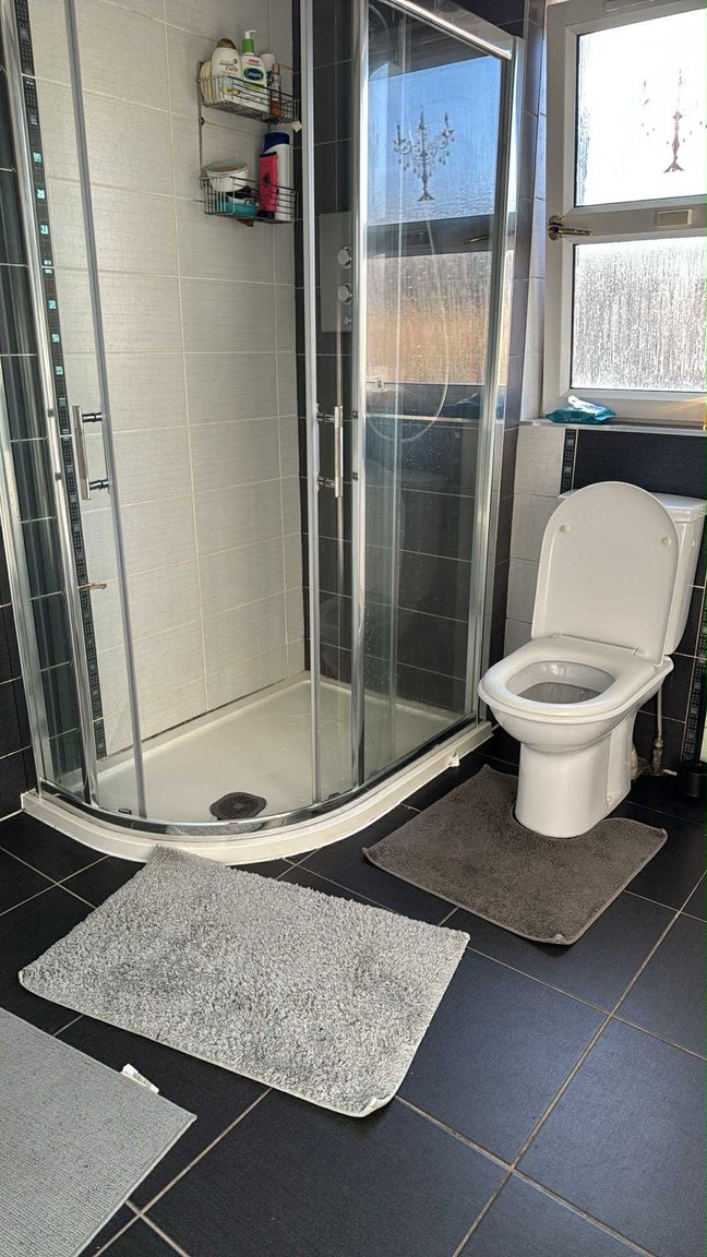 Single double bedroom available in EH4 Main Photo