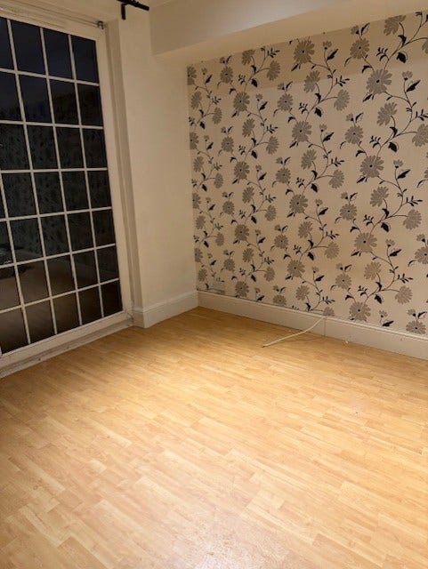 Spacious 3 Double Rooms/1 Single | Great location Main Photo