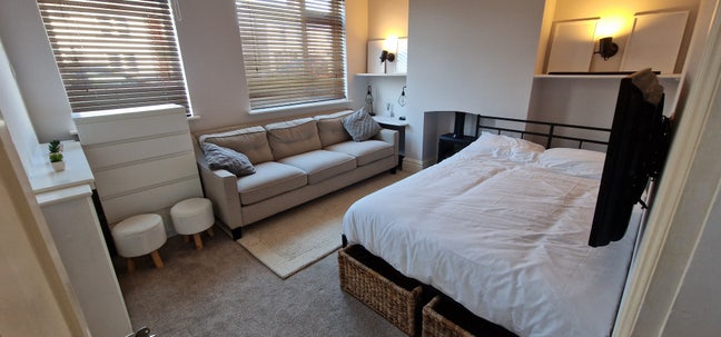 Rooms for rent - with bonus rooms! Main Photo