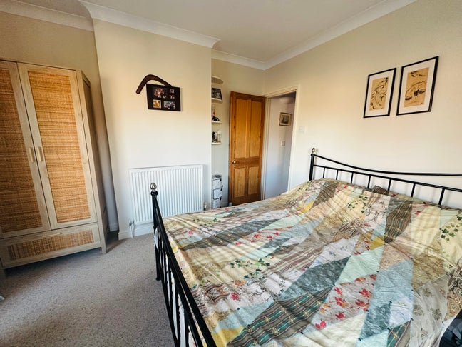 Double Room with Own Bathroom - House Share Main Photo