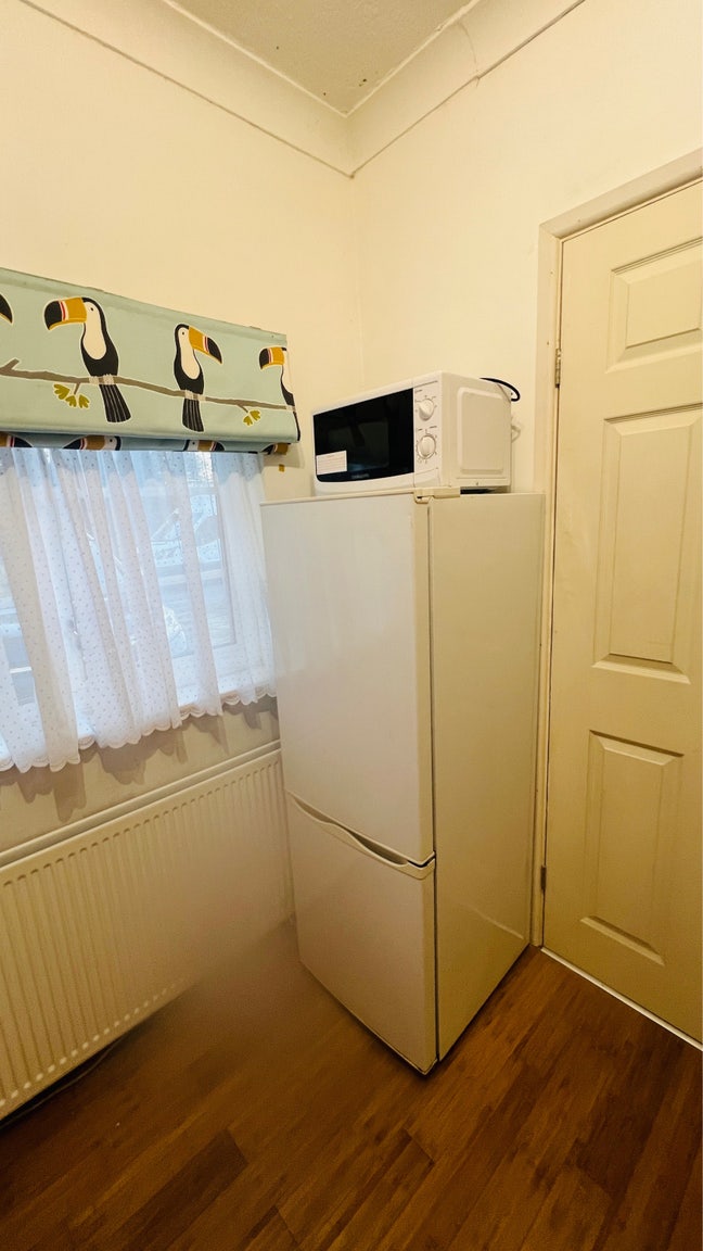 Double room with separate kitchen  Main Photo