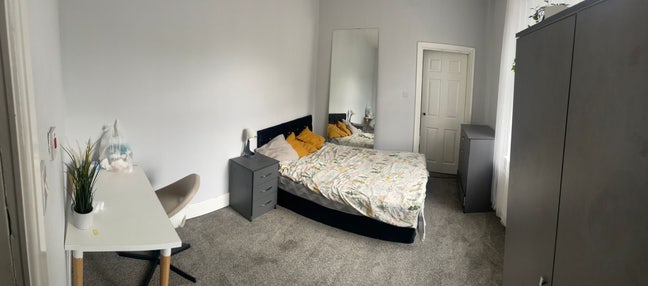 Double room with en suite.  Main Photo