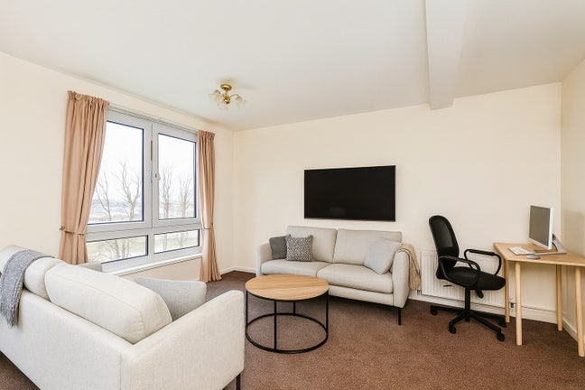 Spacious 3bed Main Photo