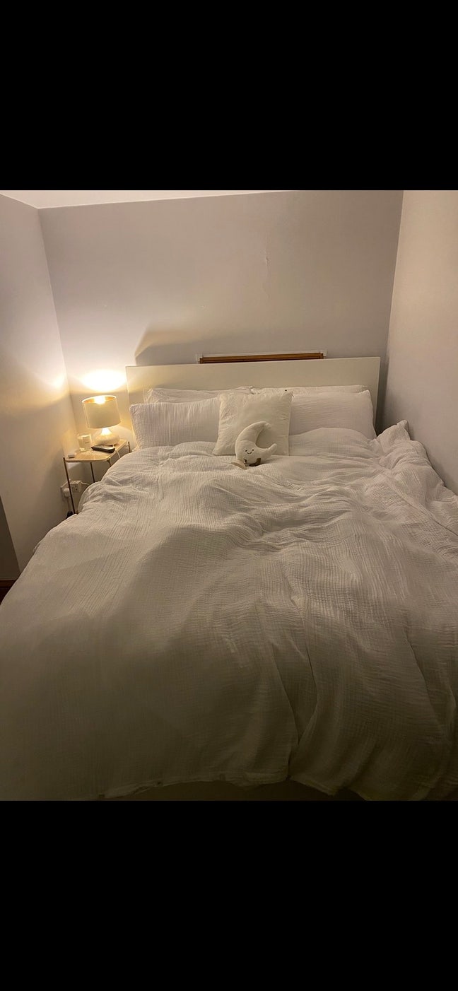 Moving out - need someone to take over my room Main Photo