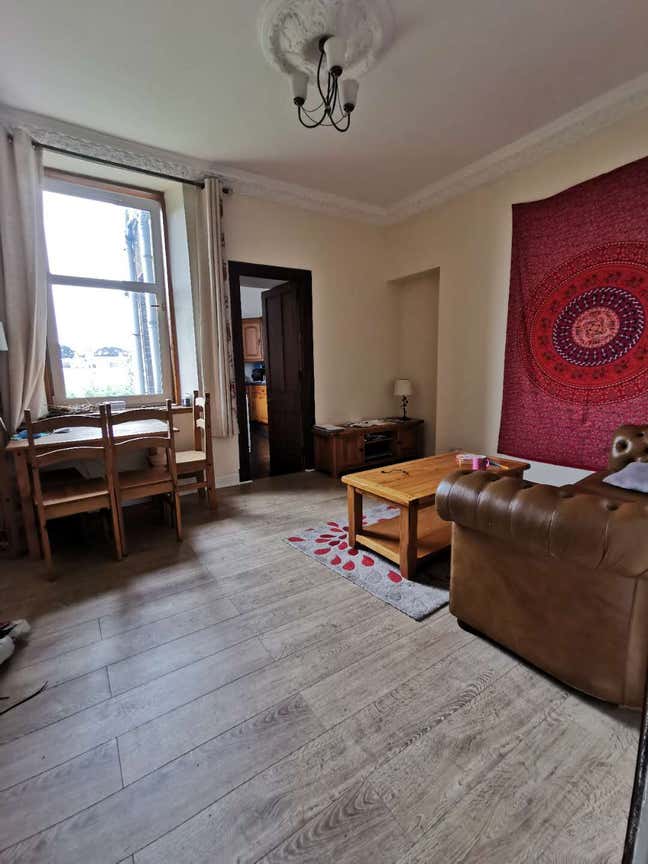 Spacious 2 Bedroom Flat, 5 min walk to city centre Main Photo